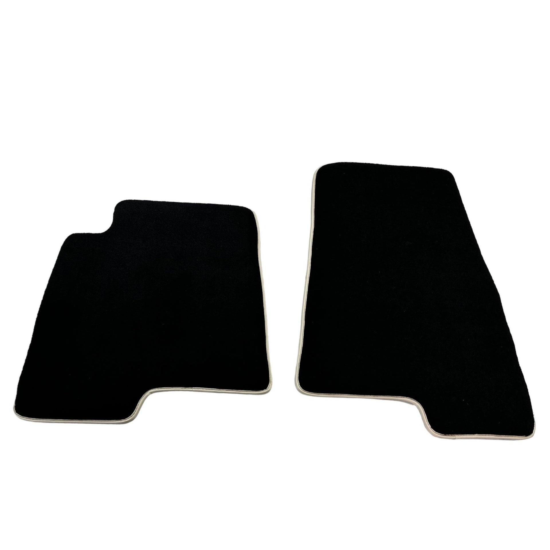 Black Floor Mats For Mitsubishi Pajero III (2000-2004) - AutoWin