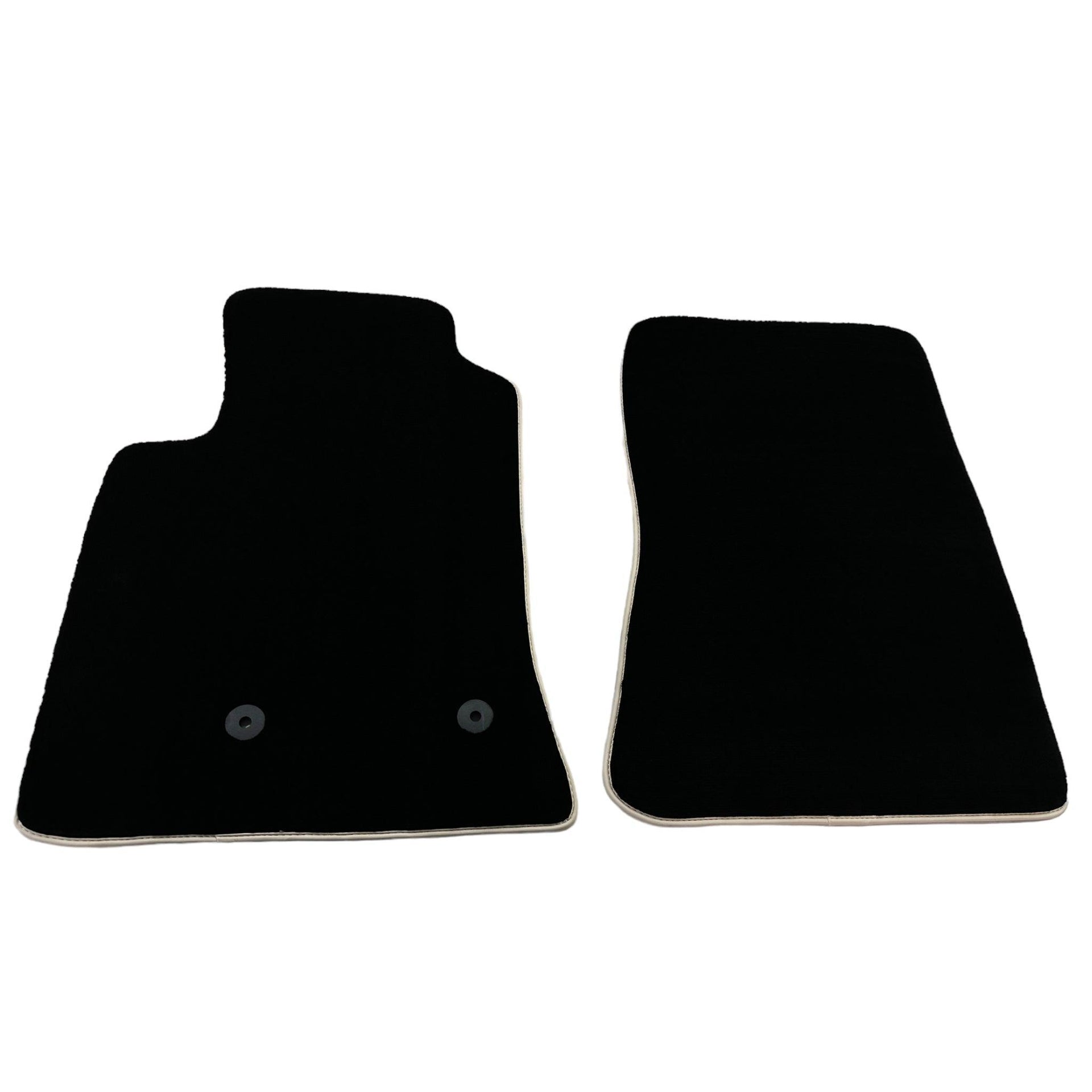 Black Floor Mats For Mitsubishi Pajero V80 (2006-2011) - AutoWin