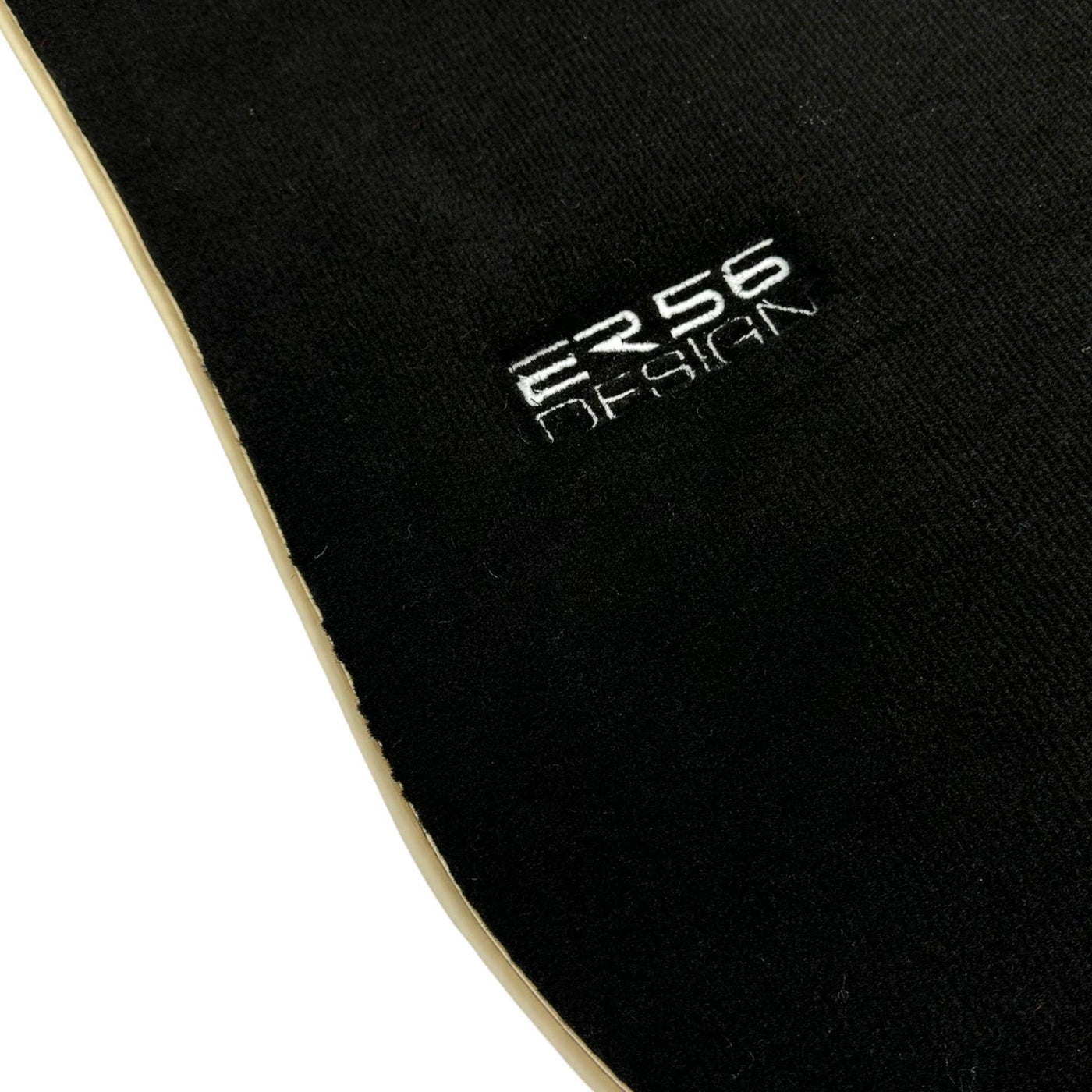 Black Floor Mats For Nissan Patrol (1997-2006) - AutoWin