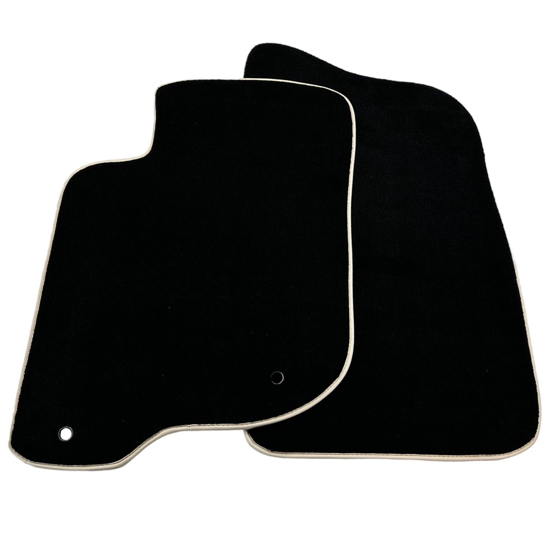 Black Floor Mats For Mitsubishi Pajero Sport (2009-2015) - AutoWin