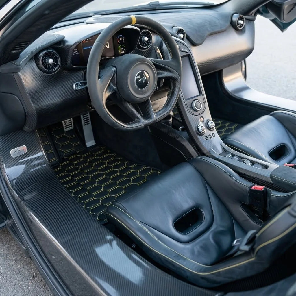 Interior look of floor mats for McLaren P1 (2013-2015)