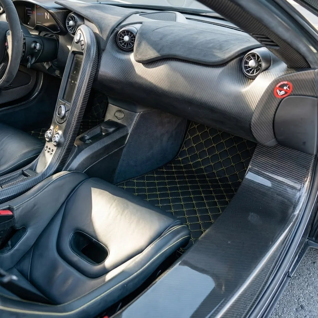 Interior look of floor mats for McLaren P1 (2013-2015)