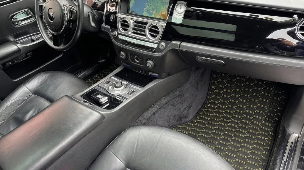 Interior look of floor mats for Rolls Royce Ghost Series I (2010–2020)