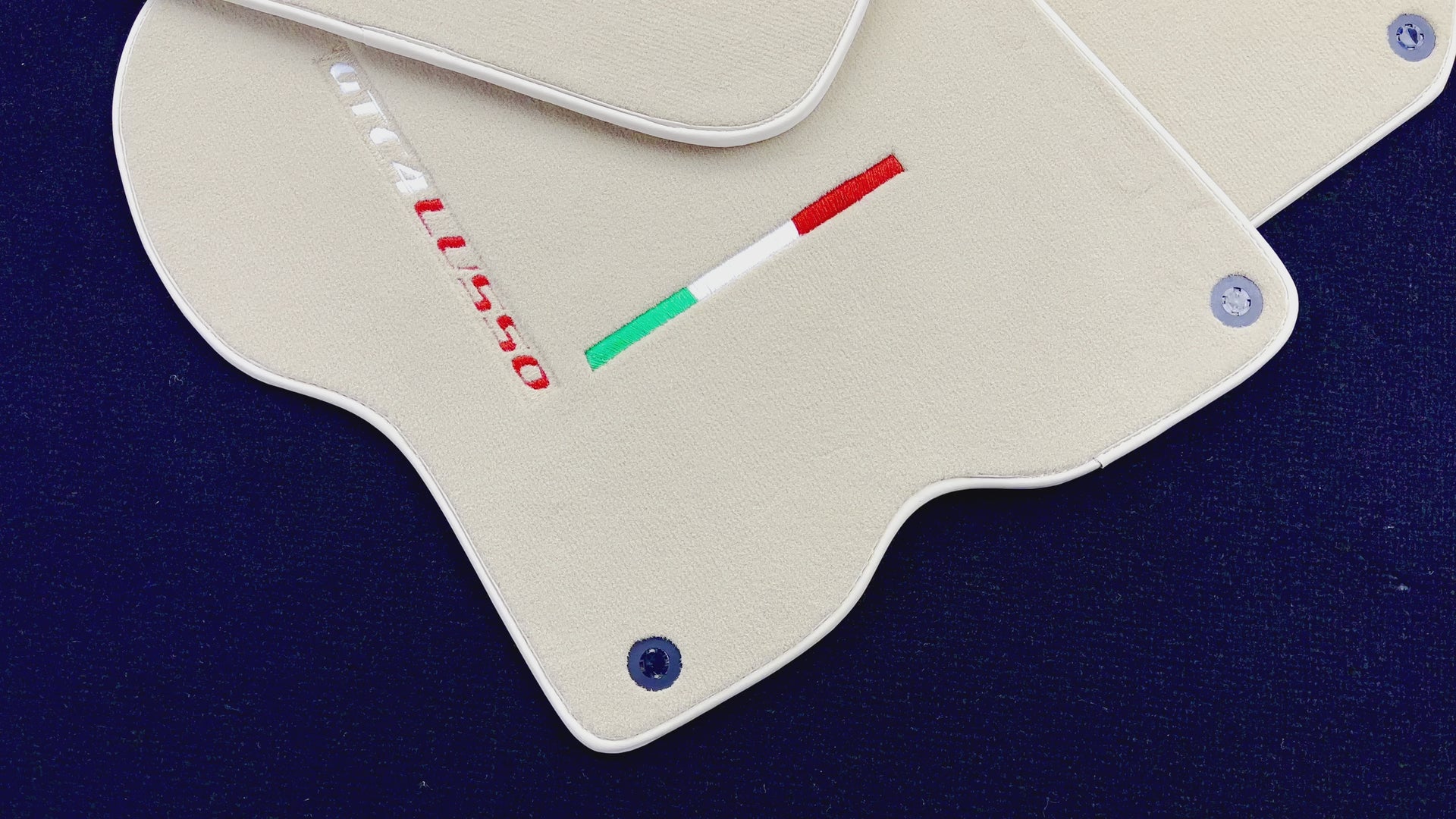 Beżowe dywaniki samochodowe do Ferrari GTC4 Lusso (2016-2023) Edycja Włoska - AutoWin