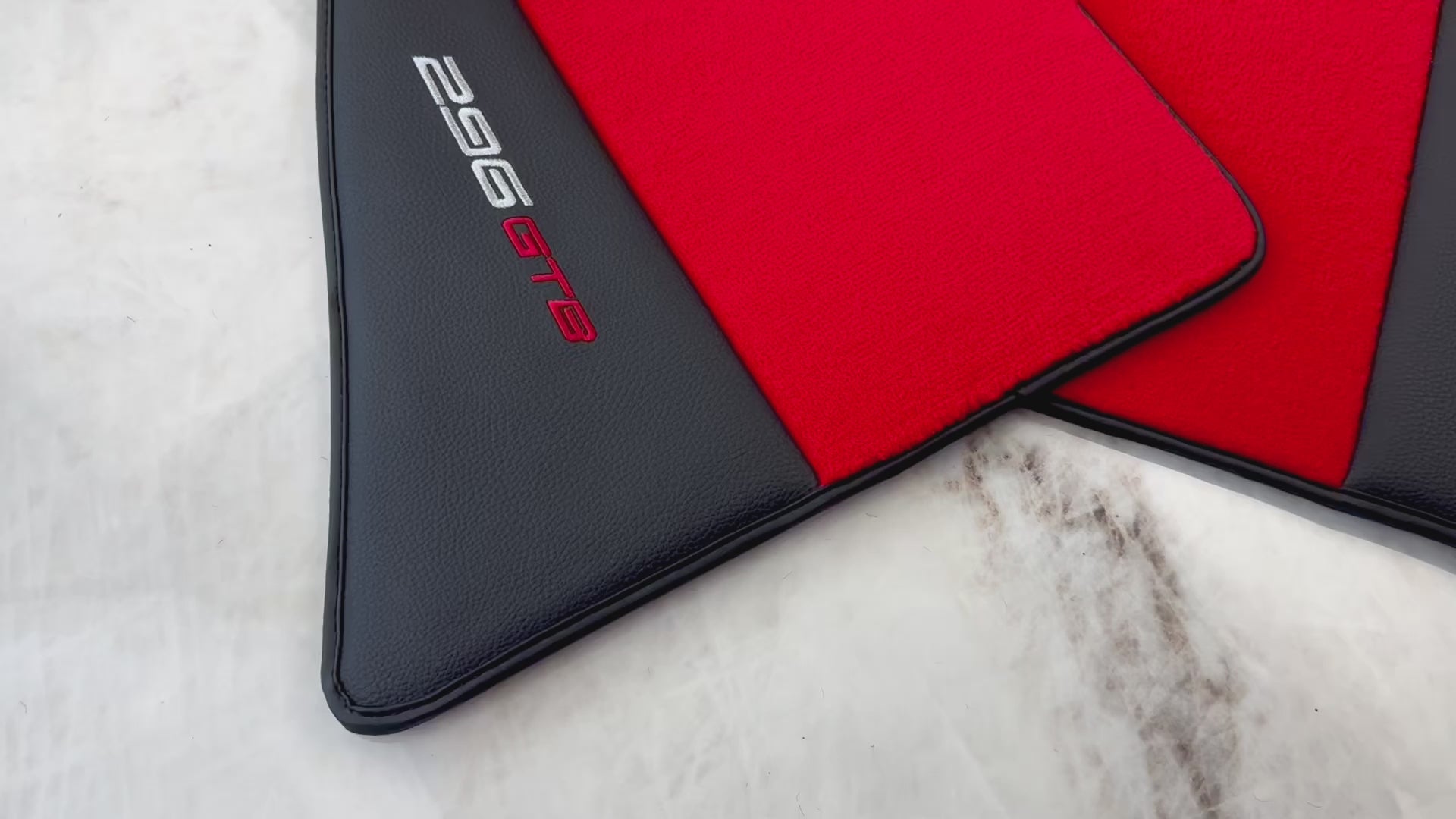 Czerwone dywaniki samochodowe do Ferrari 296 GTB (2022-2025) z skóry - AutoWin