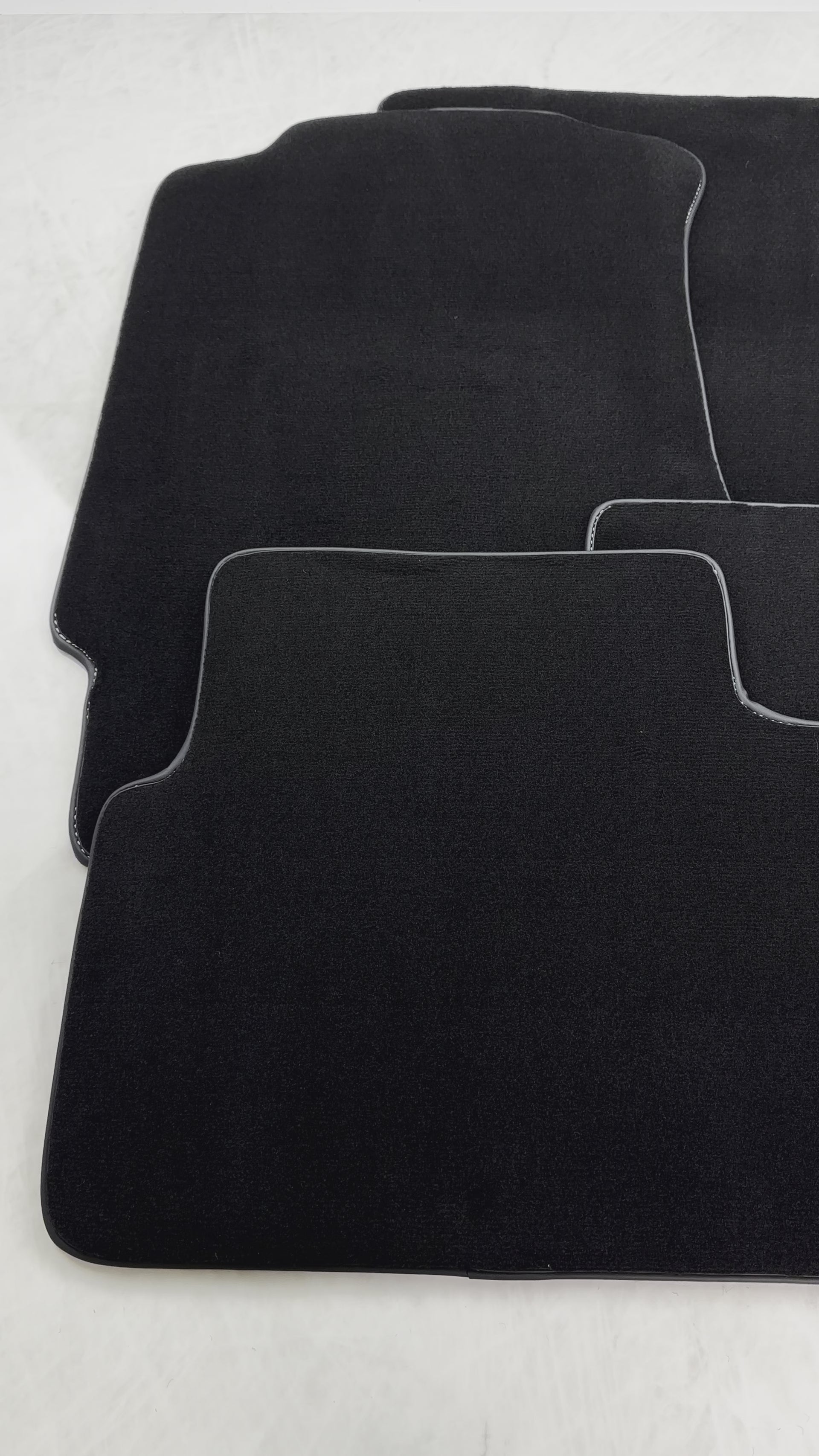 Czarne dywaniki samochodowe do Honda Civic V (1991-1995) - AutoWin