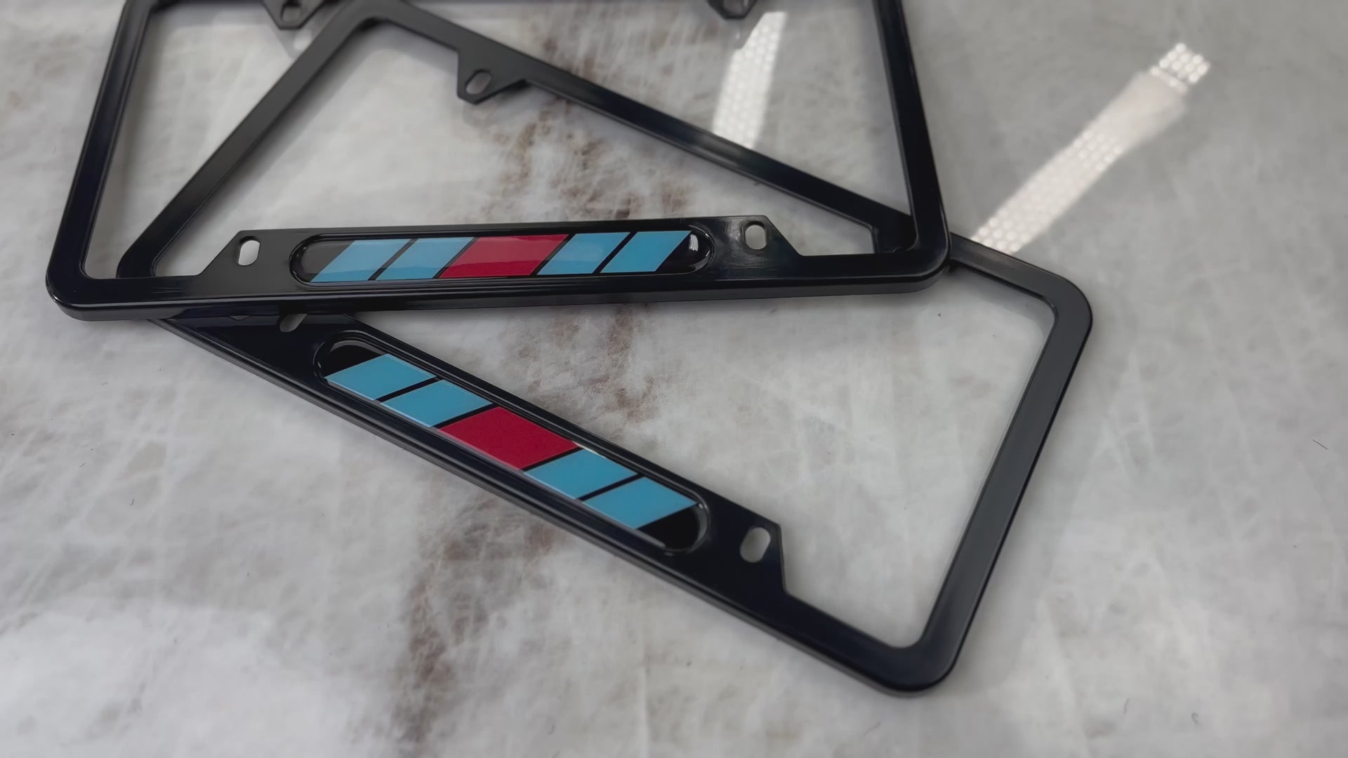 Uchwyt na Tablice Rejestracyjną USA Rozmiar Standardowy Niebieski - AutoWin