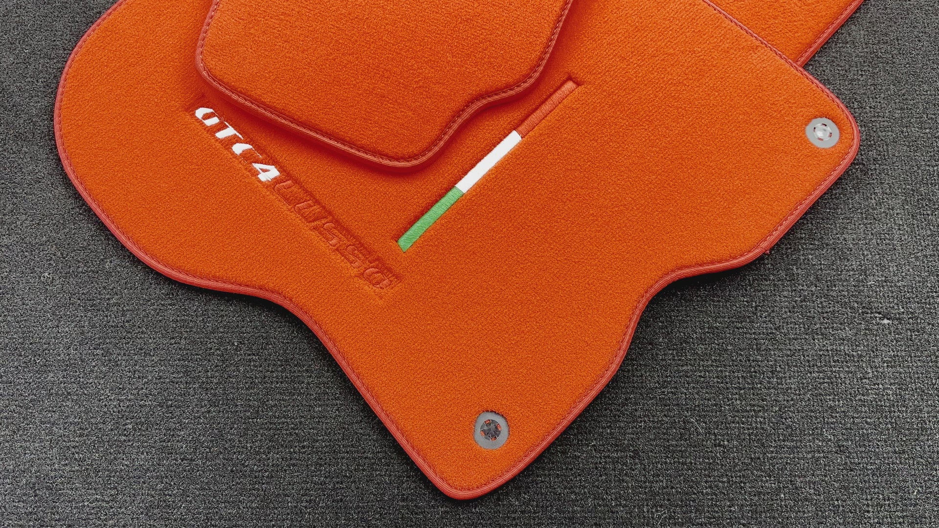 Red Floor Mats for Ferrari GTC4 Lusso (2016-2023) Italian Edition - AutoWin