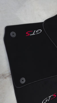 Czarne dywaniki samochodowe do Porsche Panamera (2017-2023) GTS