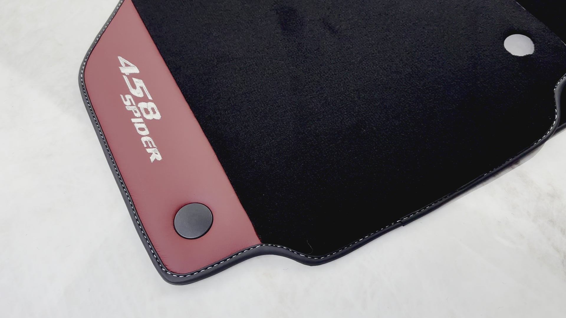 Mata samochodowe do Ferrari 458 Spider (2012-2015) z Bordeaux Nappa Leather - AutoWin