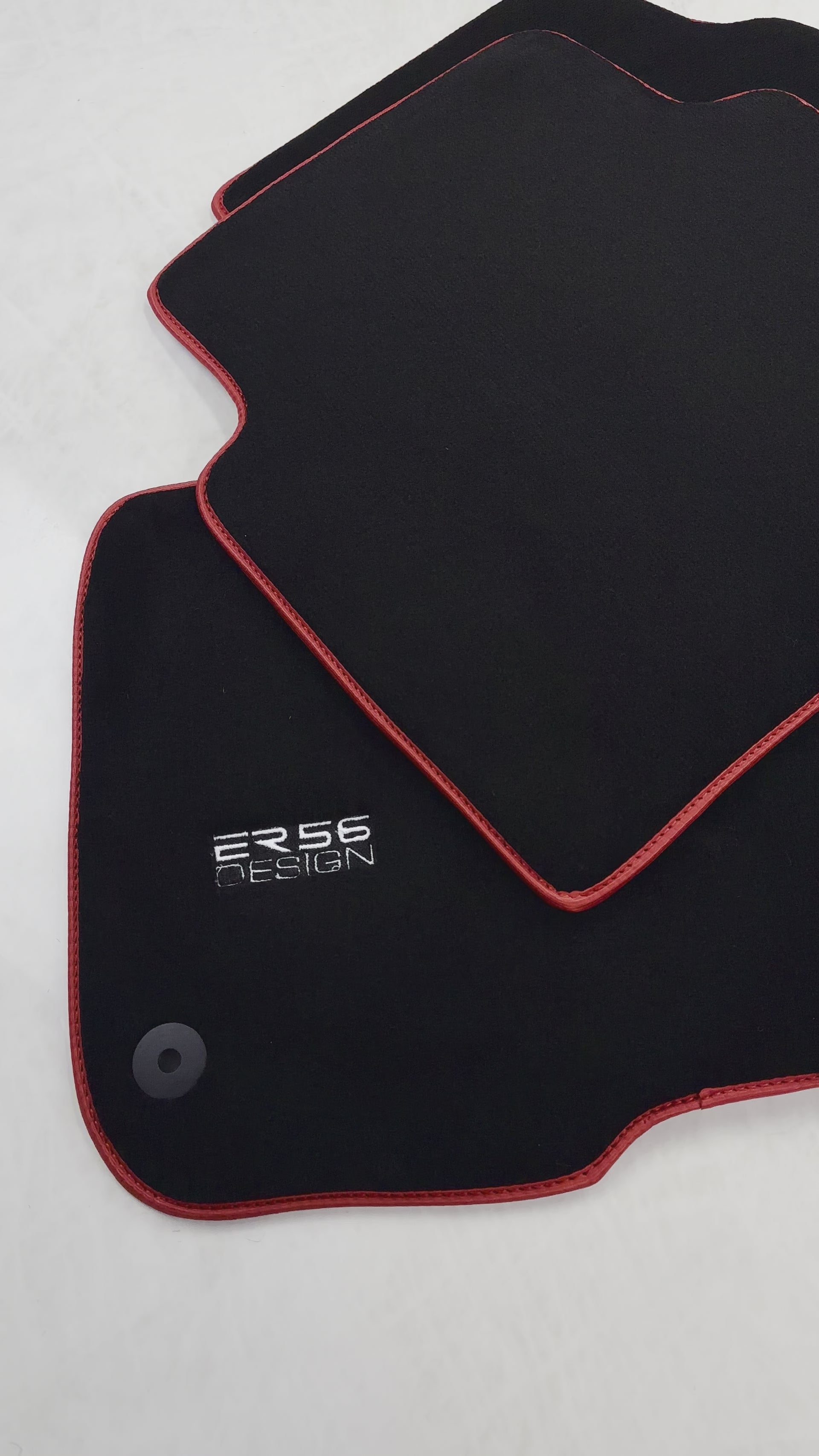 Czarne dywaniki samochodowe dla Honda CR-V (2017-2022) Design ER56 - ER56 Design