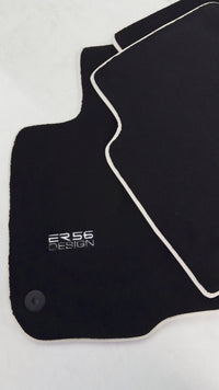 Czarne maty samochodowe do Honda CR-V (2017-2022) Projekt ER56