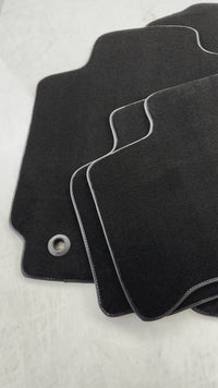 Black Floor Mats For Toyota RAV4 (2013-2018)