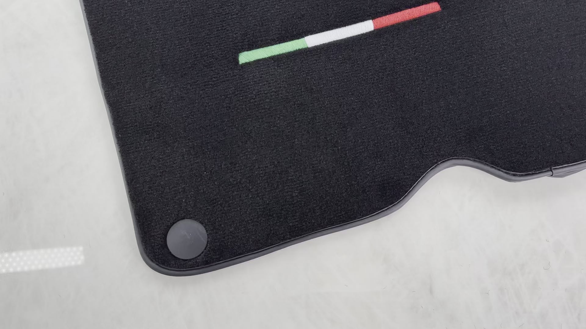 Black Floor Mats For Ferrari California T 2015–2018 - AutoWin