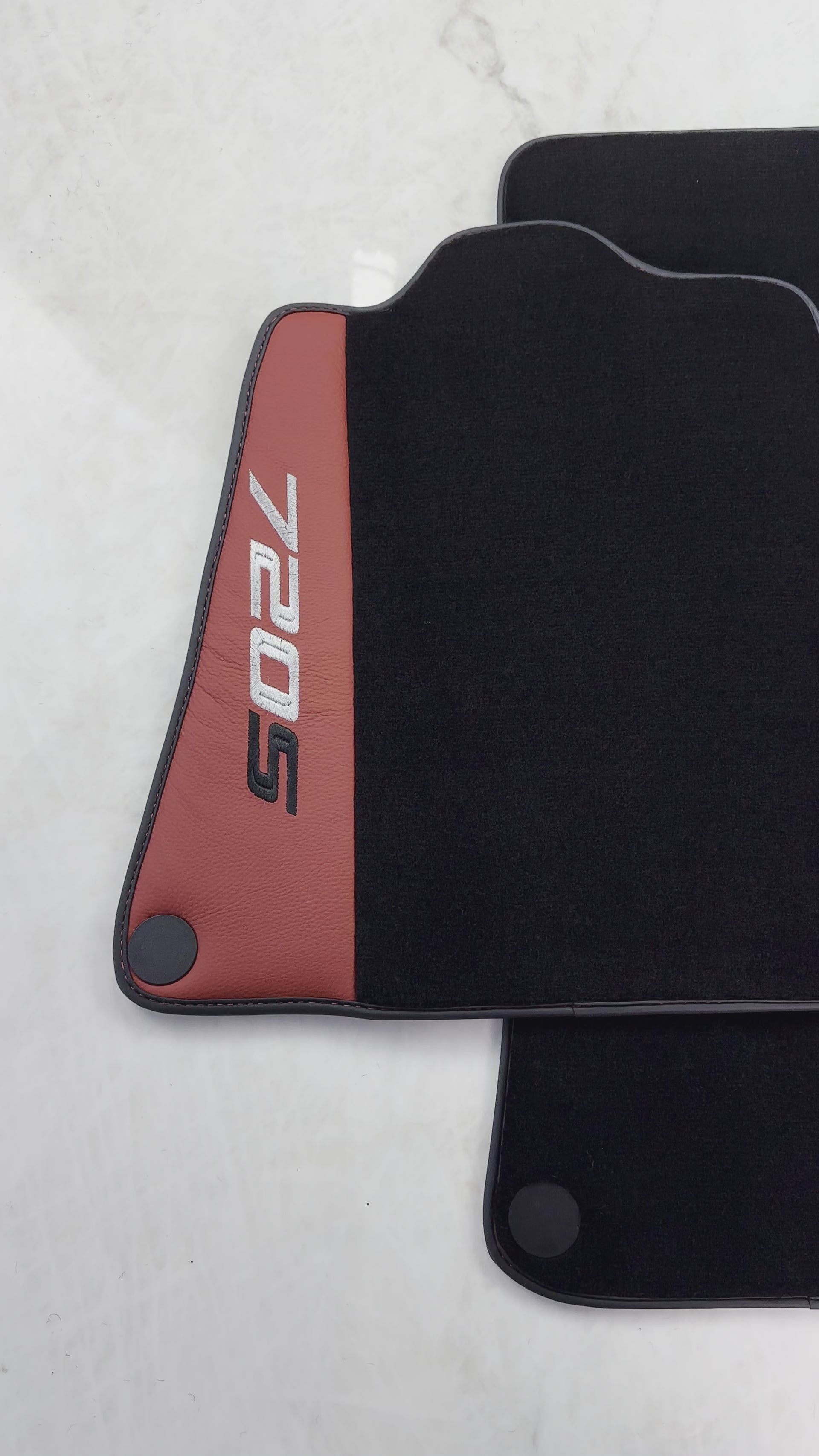 Black Floor Mats For McLaren 720S (2017-2021) With Red Leather - AutoWin