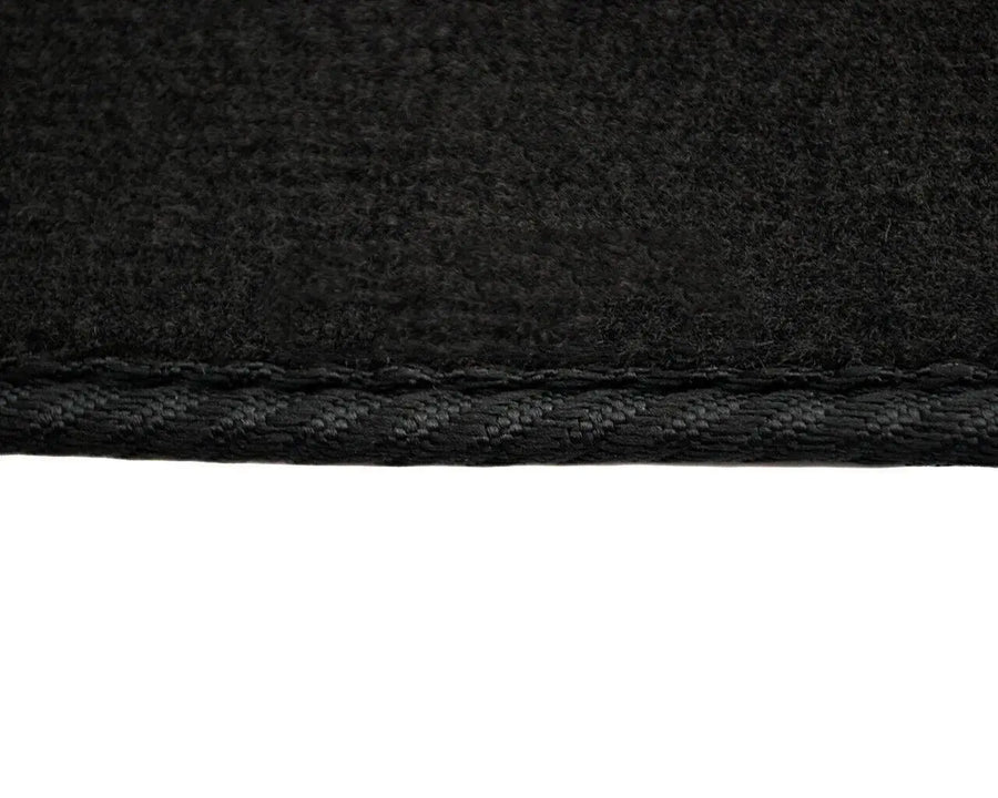 Floor Mats for Lamborghini Huracan With Italian Flag and Huracan Logo - AutoWin