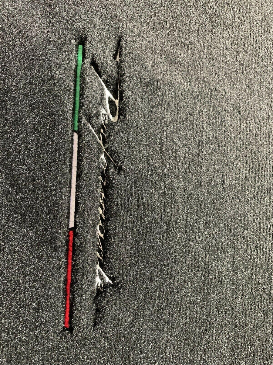 Floor Mats for Lamborghini Huracan With Italian Flag and Perfomante Logo - AutoWin