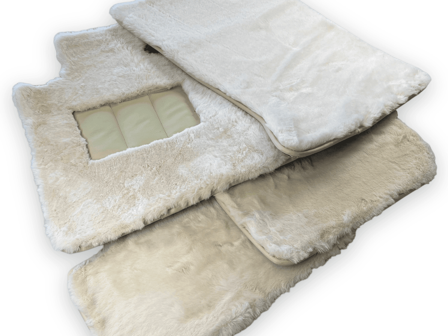 White Sheepskin Floor Mats For Rolls Royce Wraith 2013–2023 Er56 Design - AutoWin