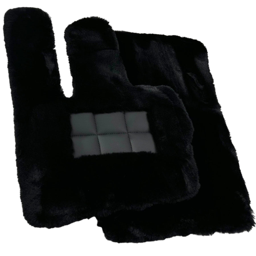 Black Sheepskin Floor Mats For Mercedes Benz V-Class 447 Front (2014-2019) | ER56 Design - AutoWin