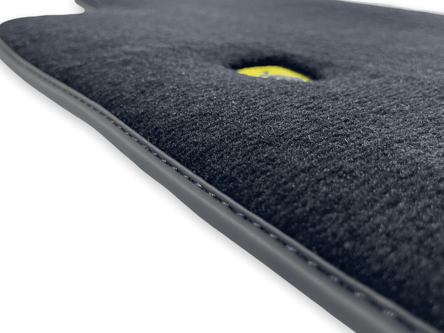 Floor Mats For Volvo 740 (1984-1993) - AutoWin
