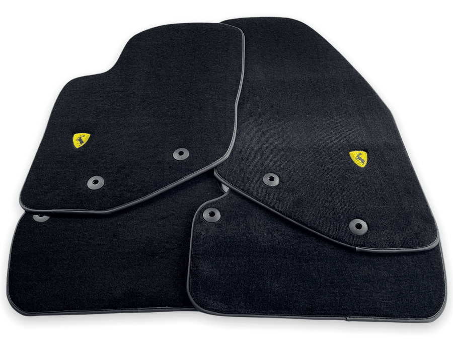 Floor Mats For Volvo V40 (1996-2000) - AutoWin