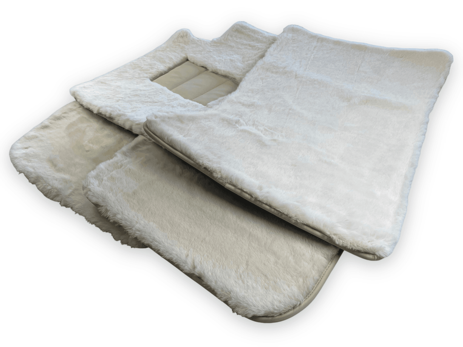 White Sheepskin Floor Mats For Rolls Royce Wraith 2013–2023 Er56 Design - AutoWin