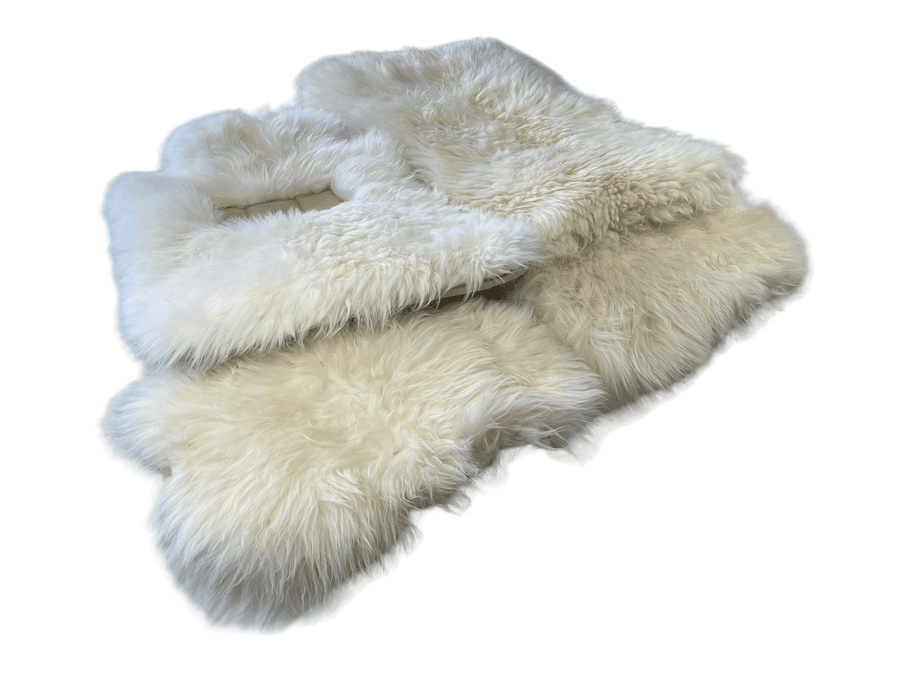 White Sheepskin Floor Mats For Rolls Royce Wraith 2013–2023 Er56 Design - AutoWin
